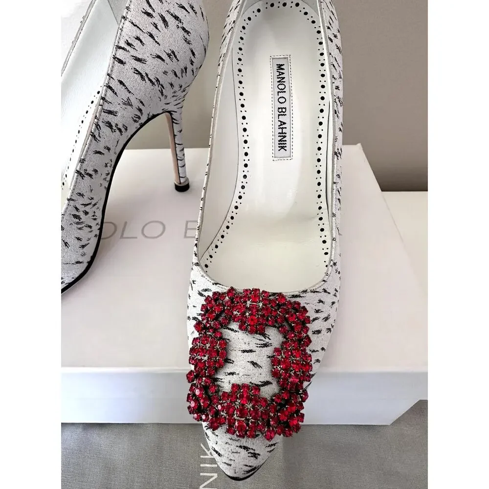 New $1245 Manolo Blahnik Hangisi Jacquard White Black Toe Pump Size 37 shoes